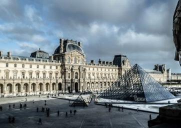 Louvre