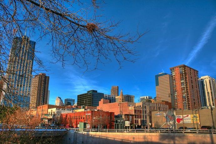 Picture of Downtown Lodo from Platte River